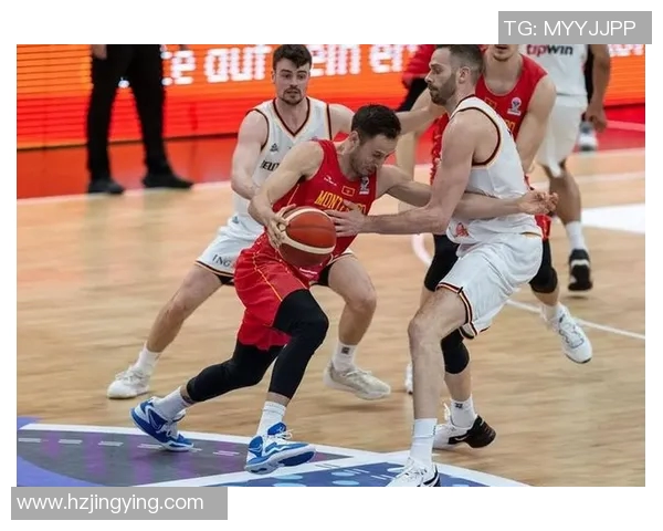 南京同曦与福建男篮激战正酣谁能在赛场上笑到最后